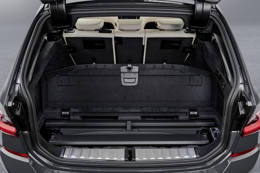 Багажник BMW 330i Touring M Sport (G21) 2019 года  (WW) (фото 32 из 93)